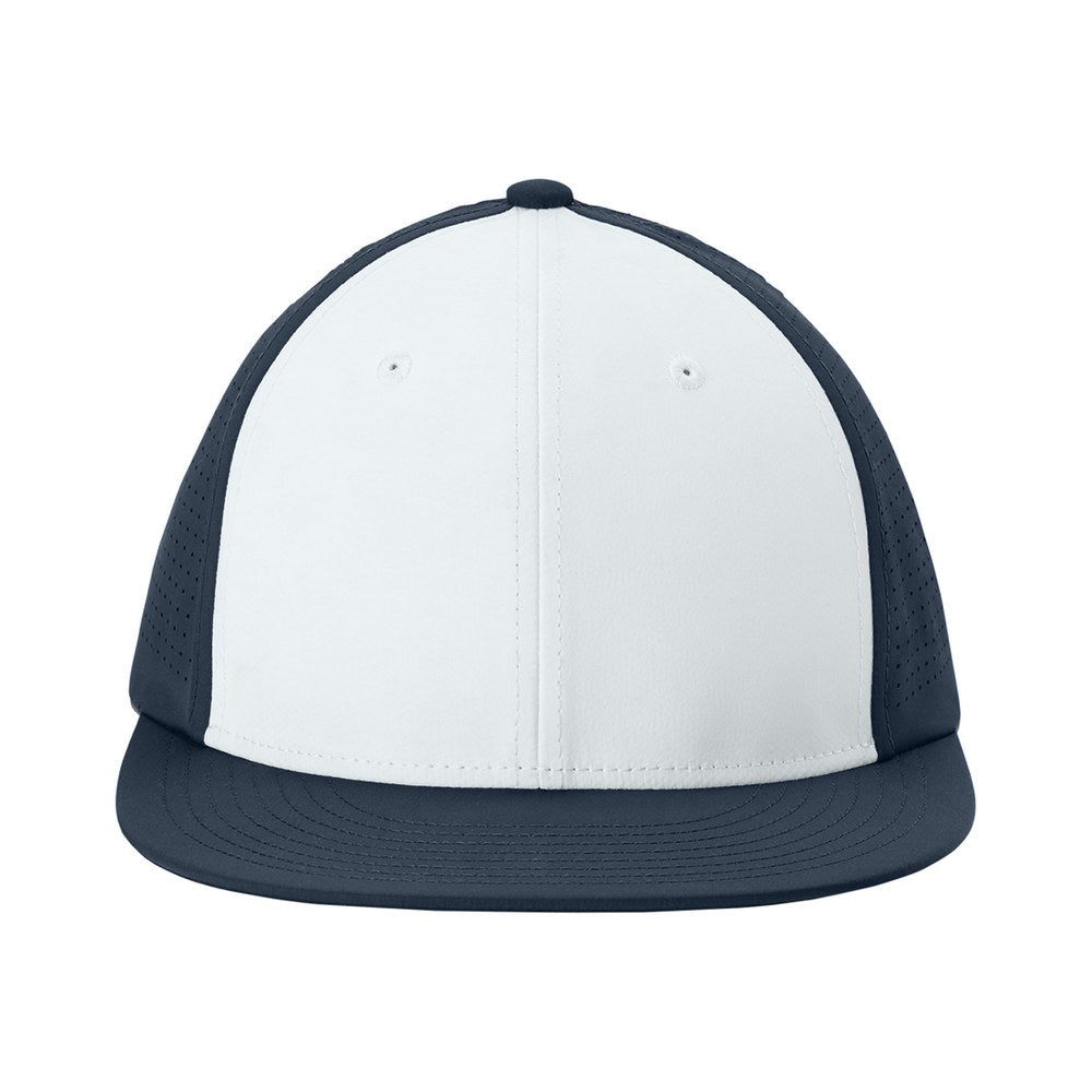 White/True Navy/True Navy